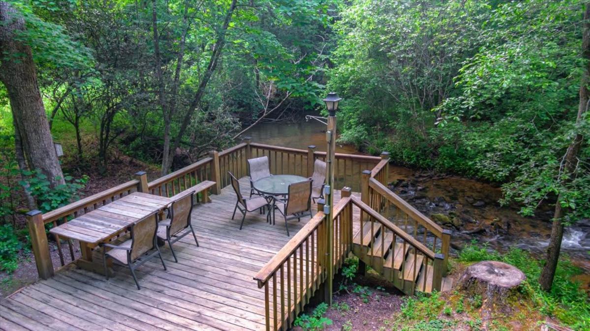 Вилла Waterfront Mountain Cabin With Hot Tub Блу-Ридж Экстерьер фото