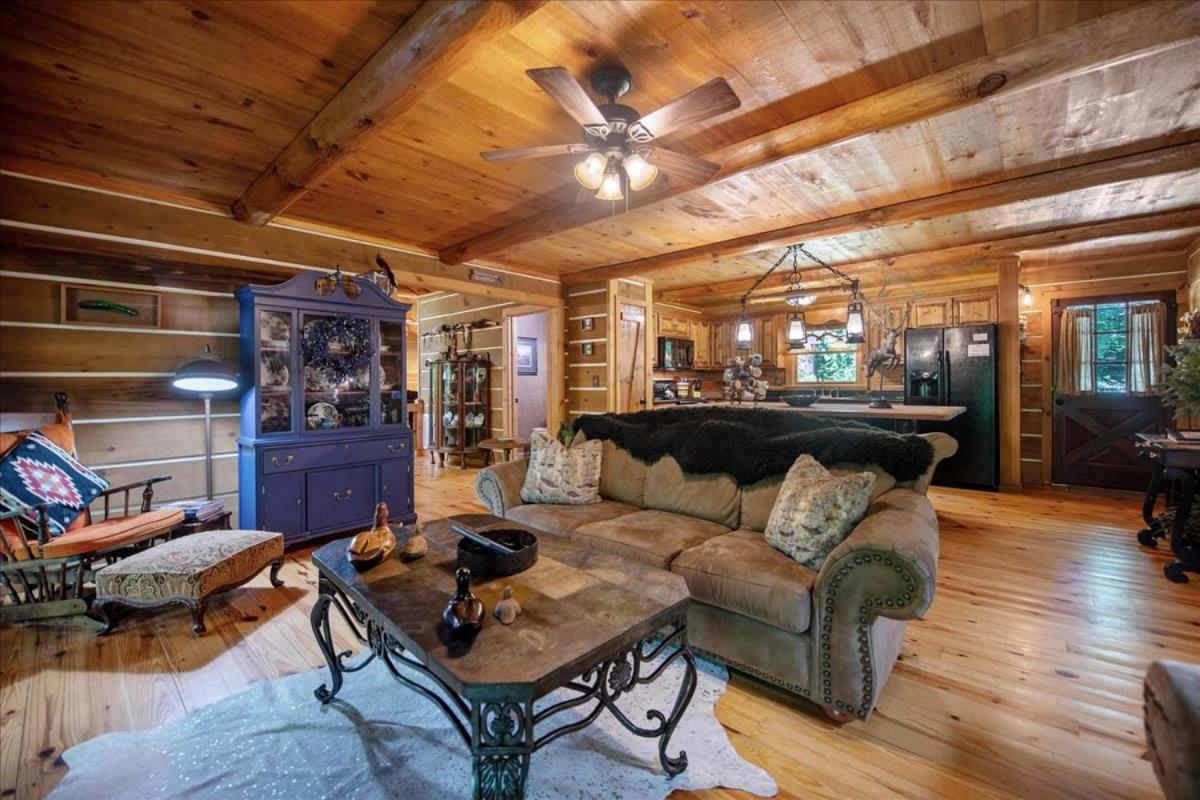 Вилла Waterfront Mountain Cabin With Hot Tub Блу-Ридж Экстерьер фото