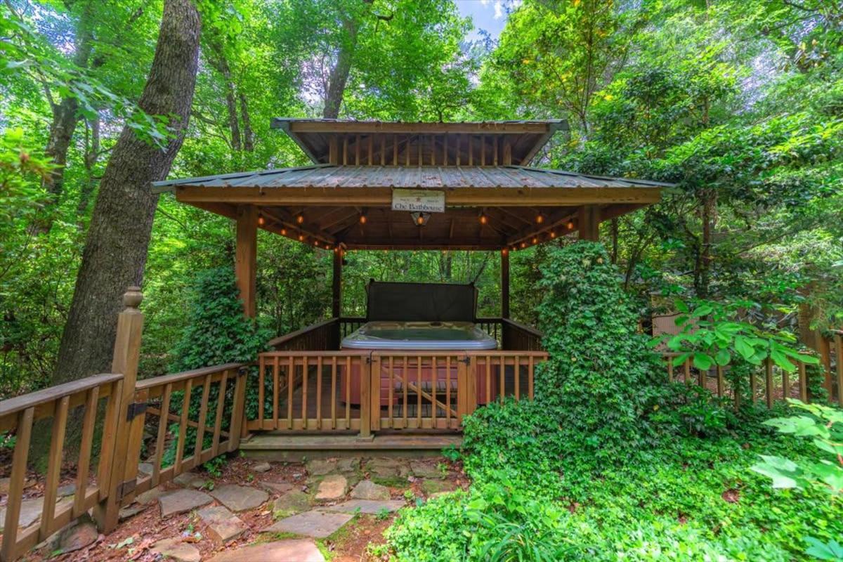 Вилла Waterfront Mountain Cabin With Hot Tub Блу-Ридж Экстерьер фото